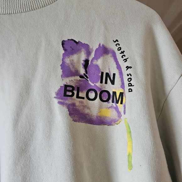 SCOTCH & SODA loose fit BLOOM organic cotton sweatshirt - Picture 2 of 12